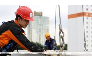 Лукашенко: перед белорусскими строителями стоят в высшей степени амбициозные задачи