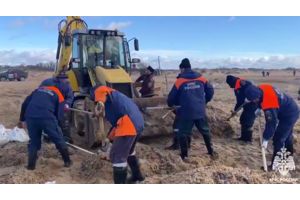 Около 10,7 км загрязненного после ЧП с танкерами побережья очищено в Краснодарском крае