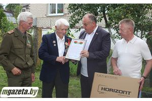 Низкий поклон за вклад в Великую Победу!
