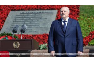 Лукашенко: мы за то, чтобы Беларусь была мирной, но готовиться надо ко всему