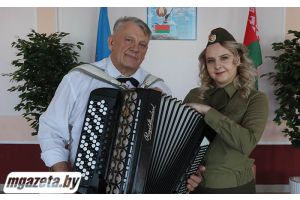 Песни Победы звучат в Молодечно