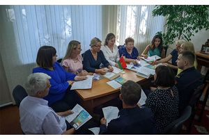 Проведено совещание с руководителями учреждений образования и медицины, представителями сельскохозяйственных организаций, учреждений культуры, участковым инспектором милиции