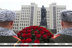 Лукашенко: мы уверенно пишем новую страницу в тысячелетней летописи белорусского народа