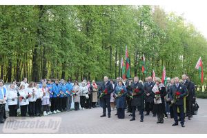 Молодечненцы присоединились к республиканской акции «Зажги огонь в своем сердце»