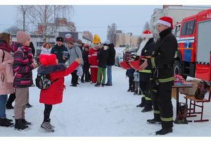 Зимний праздник от спасателей