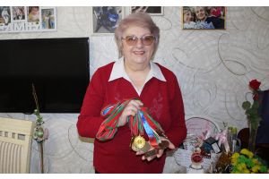 Всё так же молода душой, спортивна и активна