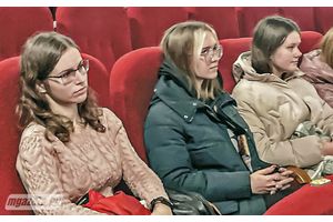 Хорошему кино -- большой экран