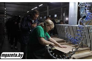 Первая точка экскурсионного маршрута – ЗАО «Молодечномебель»