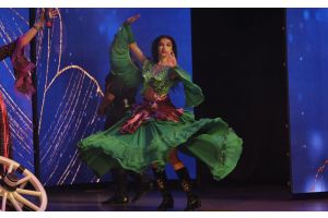 Есть такая работа: делать жизнь яркой и интересной!