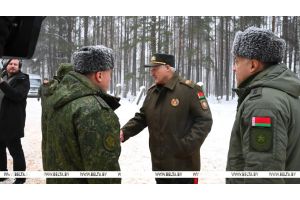 Лукашенко лично проверил боеготовность Вооруженных Сил