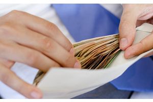 За два часа «прокутил» чужие 500 рублей