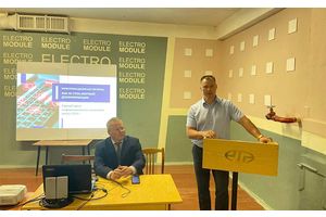 Депутат Палаты представителей Национального собрания Денис УШАЦКИЙ принял участие в едином дне информирования на предприятии ОАО «Электромодуль»