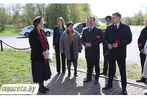 Председатель Молодечненского райисполкома Павел Губко принял участие в едином дне информирования на Радошковичском керамическом заводе