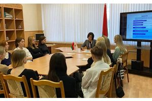 Впервые голосующим -- особое внимание