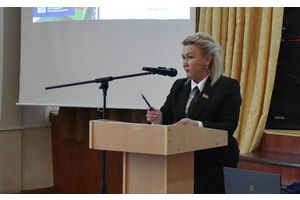 Наталья Глинская: «Уверена: современная молодежь сделает правильный выбор в пользу мирного будущего»