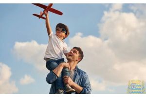 Поздравление губернатора Минской области Алексея Кушнаренко с Днем отца: