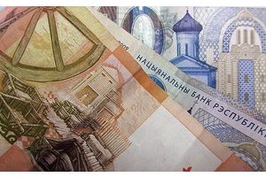 У жительницы Молодечно требовали деньги под угрозой распространения интимных фотографий