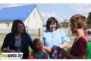 Яркие рюкзаки с искренними пожеланиями