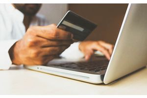 Житель Молодечненского района продал реквизиты банковской карты