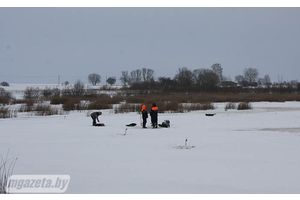 На открытых местах водоема возле Изабелино лед прочный