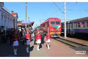 Молодежный поезд «#Беларусь. Моладзь. Натхненне» встречали в Молодечно