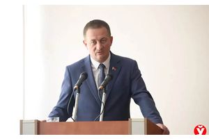 Инвестпроект, зарплаты: какие еще задачи поставил А.Турчин перед новым главой Клецкого района