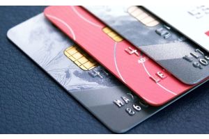 Почему в некоторых магазинах не принимали карты?