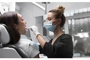 Стоматолог рассказала, в чем опасность ксеростомии – сухости во рту