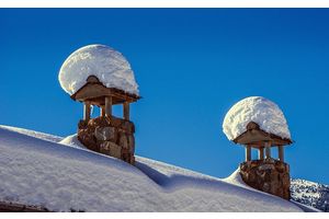 МСЧ рекомендует очищать кровлю от снега во избежание несчастных случаев