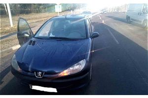 В деревне Криница Молодечненского района автомобиль «Пежо» сбил мужчину на пешеходном переходе