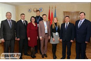 Международные наблюдатели посещают избирательные участки Молодечненского района
