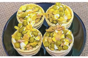 Тарталетки с тунцом