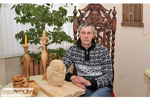 «У знающих учись, незнающих сам учи»