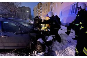 Загорелся автомобиль!