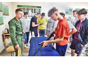 На три дня стали солдатами