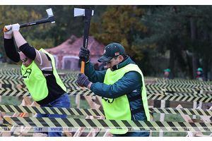 Турчин: чемпионат по колке дров среди работников СМИ перерос в традицию