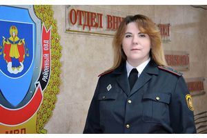 В Молодечно прапорщик милиции Надежда Дявго спасла мужчину, которого на улице избивали ногами
