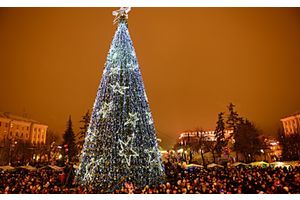 Новогодняя ночь в Молодечно: золотой петушок вместо фейерверка