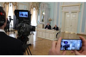Лукашенко принял участие в мероприятии по вводу в эксплуатацию нового зимовочного комплекса станции 