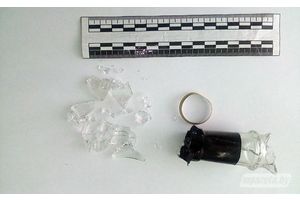 Ранее судимые родственники выясняли отношение с «розочкой» в руках