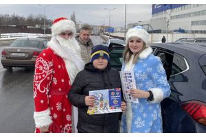 Госавтоинспекторы поздравляют с Новым годом!