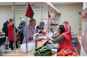 Торговля предлагает угощения на любой вкус