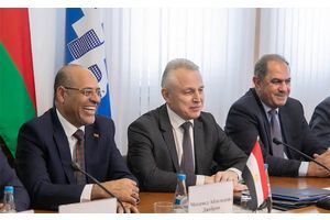 ВНИМАНИЕ! ПРОФСОЮЗЫ БОЛЕЕ ДЕСЯТКА СТРАН ОБЪЕДИНЯЮТСЯ В ПРОТИВОСТОЯНИИ КОЛЛЕКТИВНОМУ ЗАПАДУ