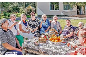 Встречаем юбилей и… дарим подарки