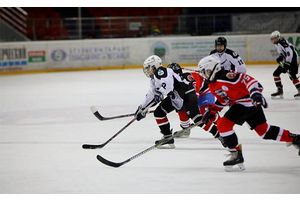 День разгромов случился на «Золотой шайбе»