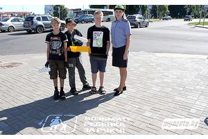 Профилактические граффити возле школ