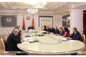 Стабилизировать общество на всех этапах его развития. Лукашенко назвал главную роль ВНС