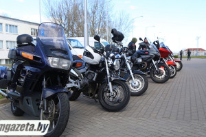 Рев моторов, кожа и адреналин: в Молодечно открыт мотосезон-2026!