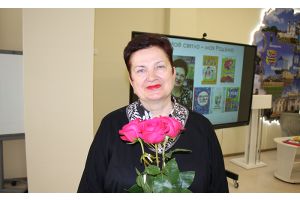 Каб пісаць кніжкі, трэба многа іх прачытаць…