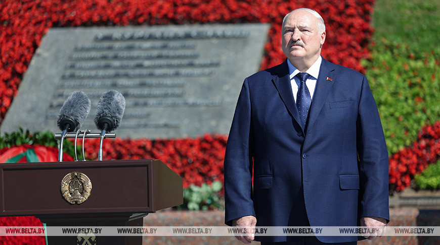 Лукашенко: мы за то, чтобы Беларусь была мирной, но готовиться надо ко всему